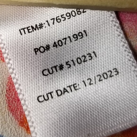 Torrid Top Plus Size 0 Harper Ivory Floral V Neck Pockets Flutter Sleeves Office - Picture 7 of 7